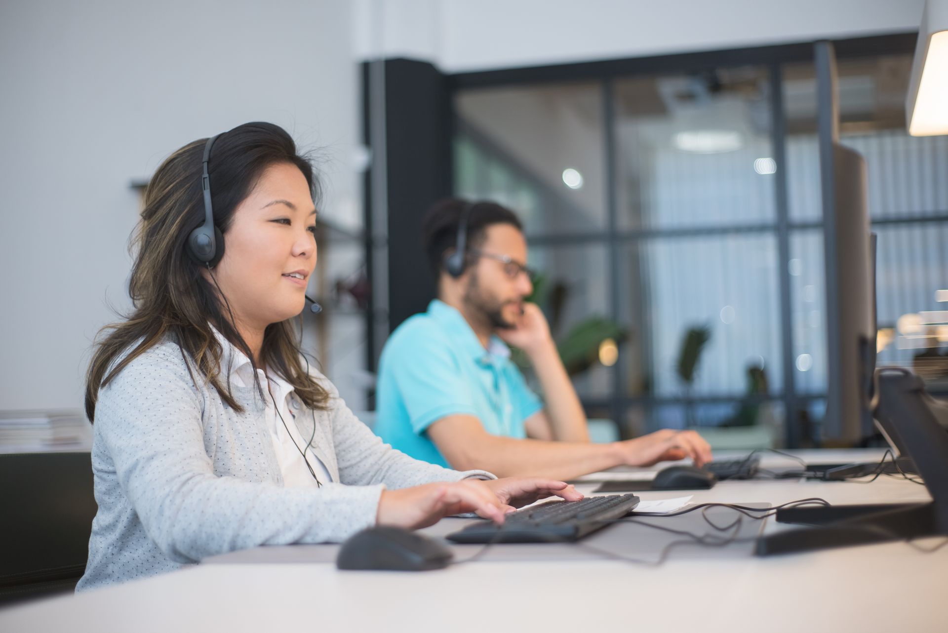 MoLEADs and Shtream mobile and dashboard experience